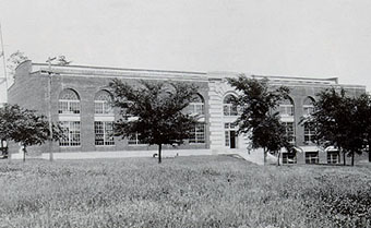 Historical Photo of the Mechanical Engineering Building