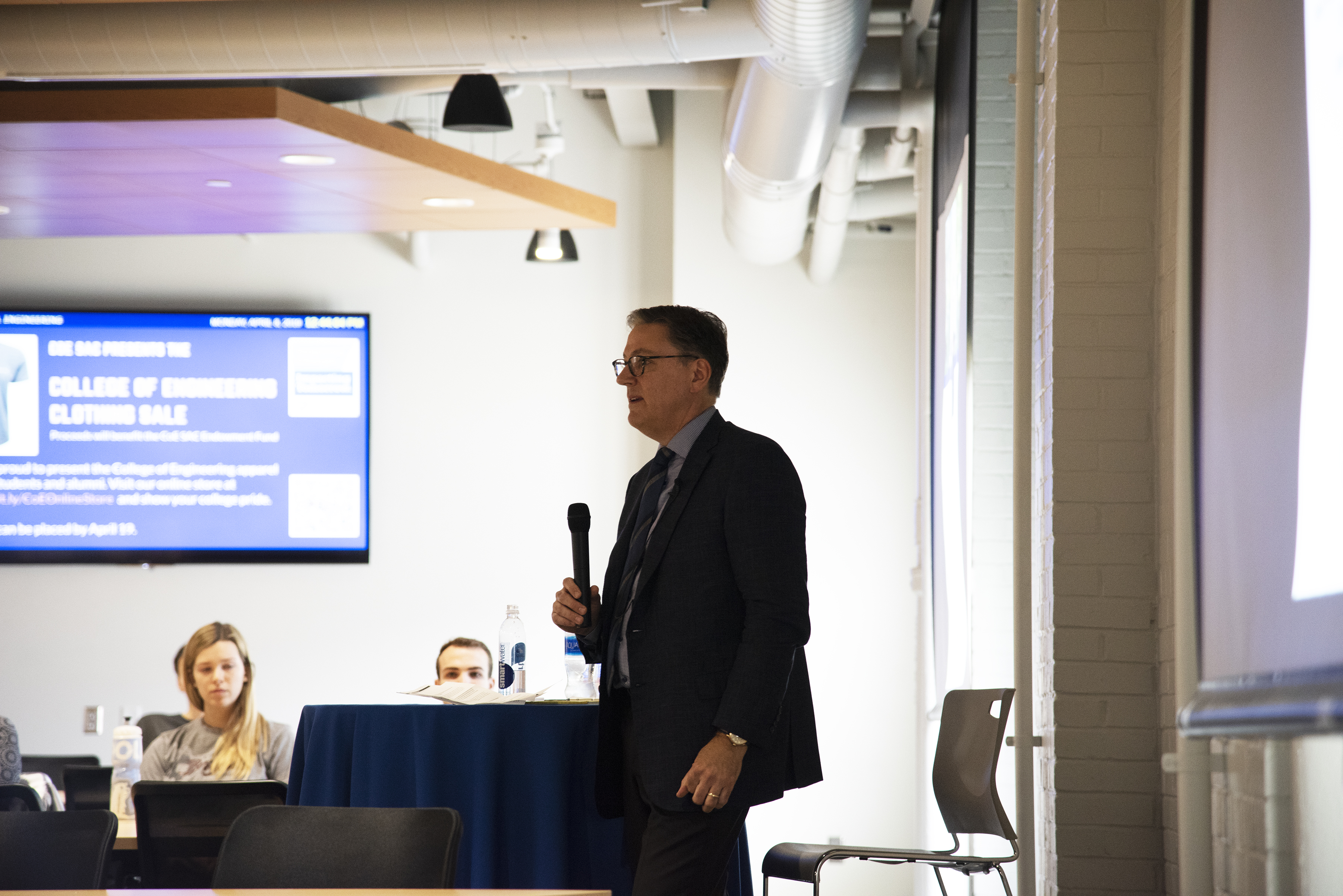 Brian T. Olsavsky, senior vice president and chief financial officer (CFO) at Amazon, addresses students in Reber Building.