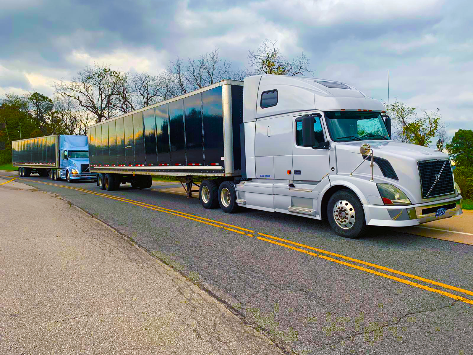 Truck platoons, or groups of vehicles traveling together on a roadway in a flock, have the potential to increase both road capacity and fuel efficiency. The adoption of autonomous driving technology could boost these benefits even more.